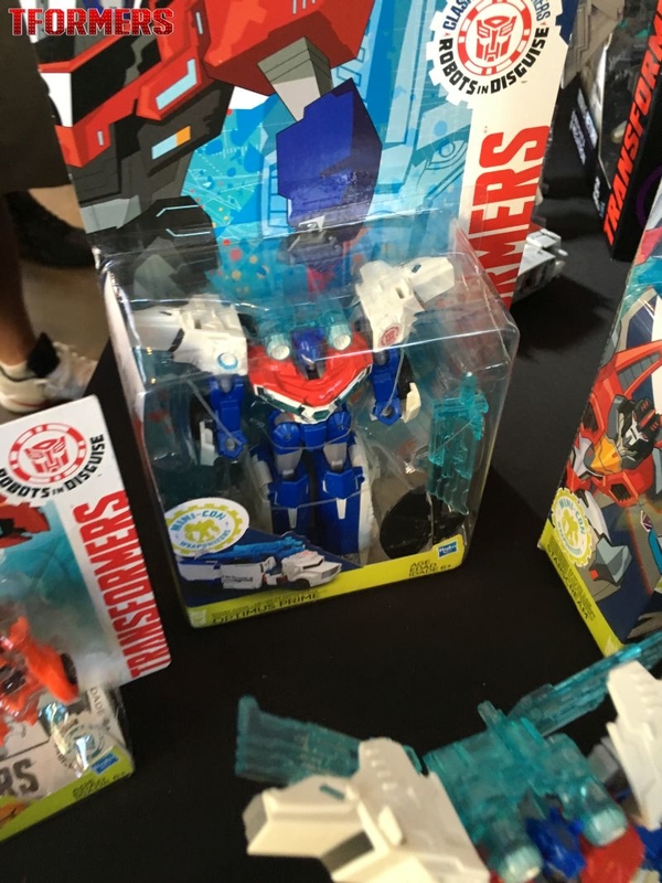 SDCC2016   Hasbro Breakfast Event Robots In Disguise Gallery With 3 Step Bisk Power Surge Starscream Paralon & More  (2 of 20)